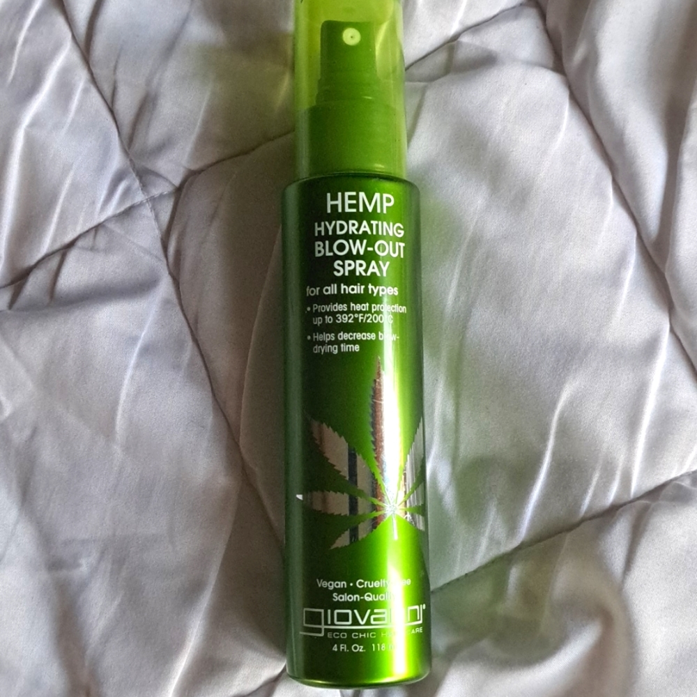 Giovanni Hemp Blow Out Spray